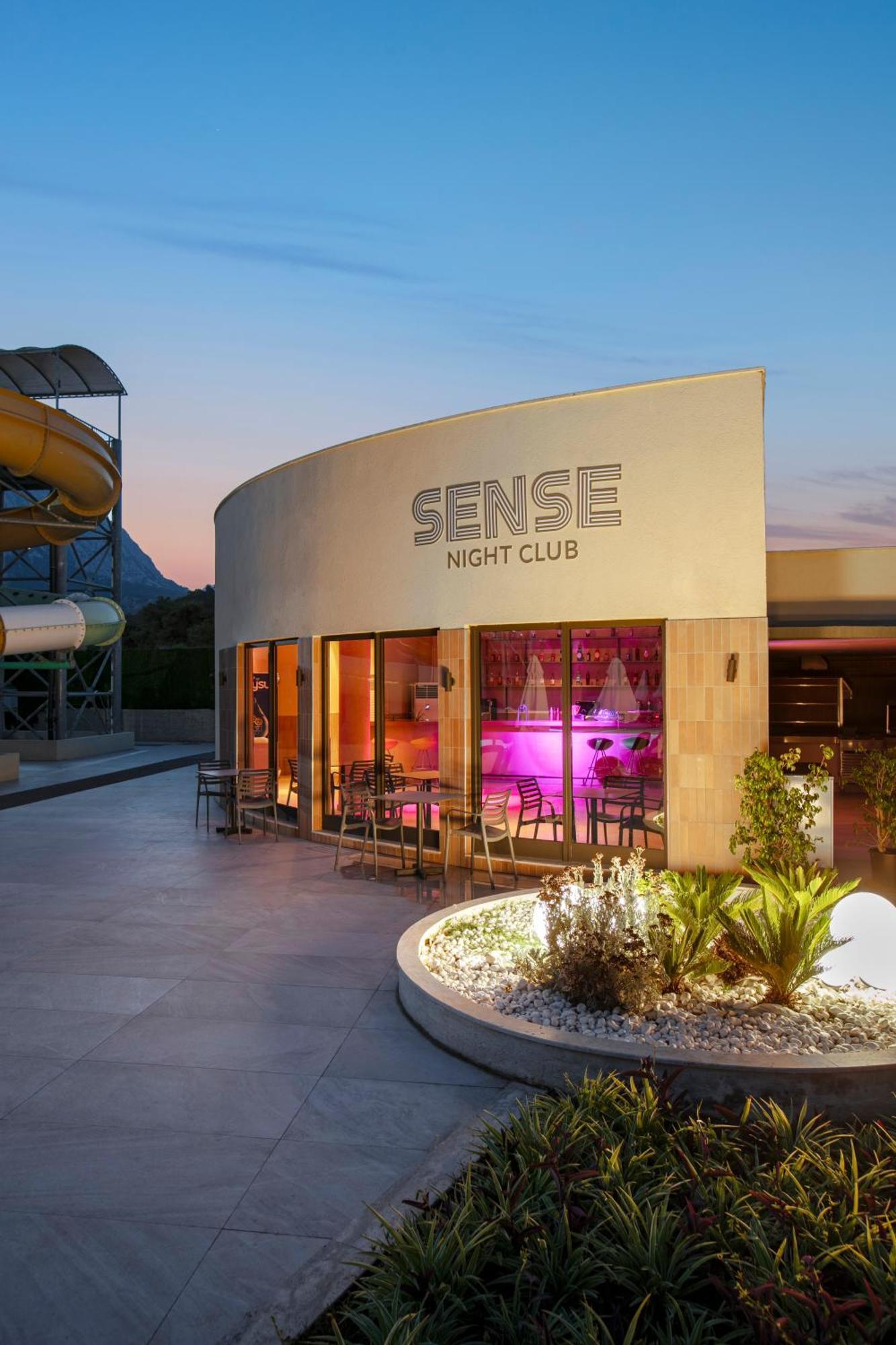 Greenwood Kemer Resort Bagian luar foto